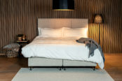 In picture: Nordic C10 bed 180x200cm. Top mattress: Dream. Headboard: Diamond. Fabric: Next105. Leg: 124.